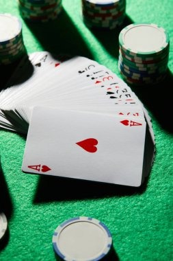 Dice roll outcome displayed on live table